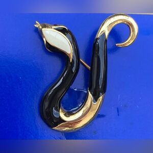 Vintage Signed Gerrys Goldtone/Black Snake Brooch Pin Rare